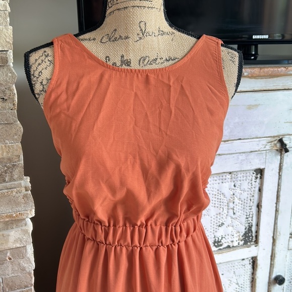 Shein burnt orange A-line back cut out boho sleeveless dress - Picture 3 of 15